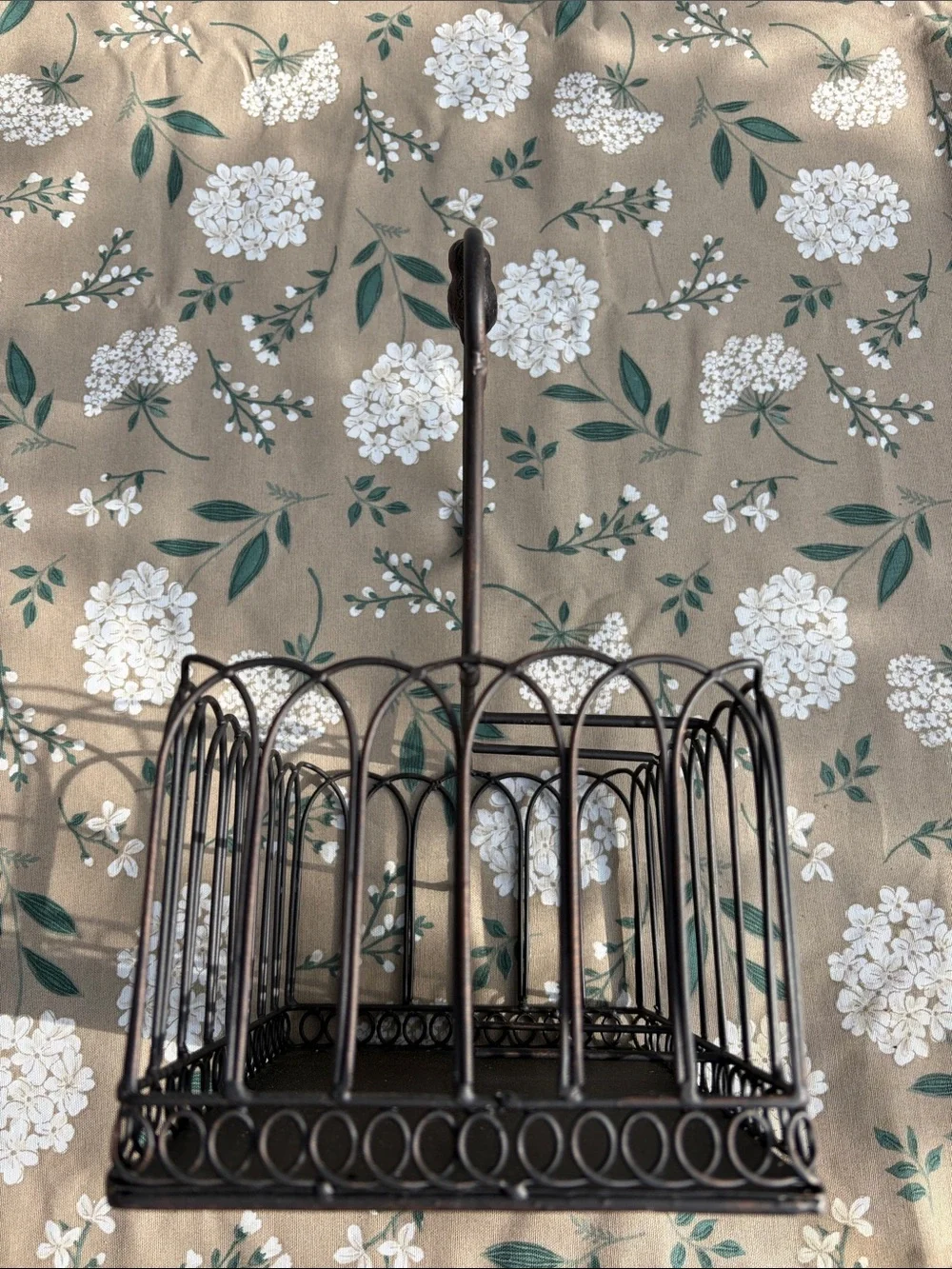 Bird-Top Utensil Caddy